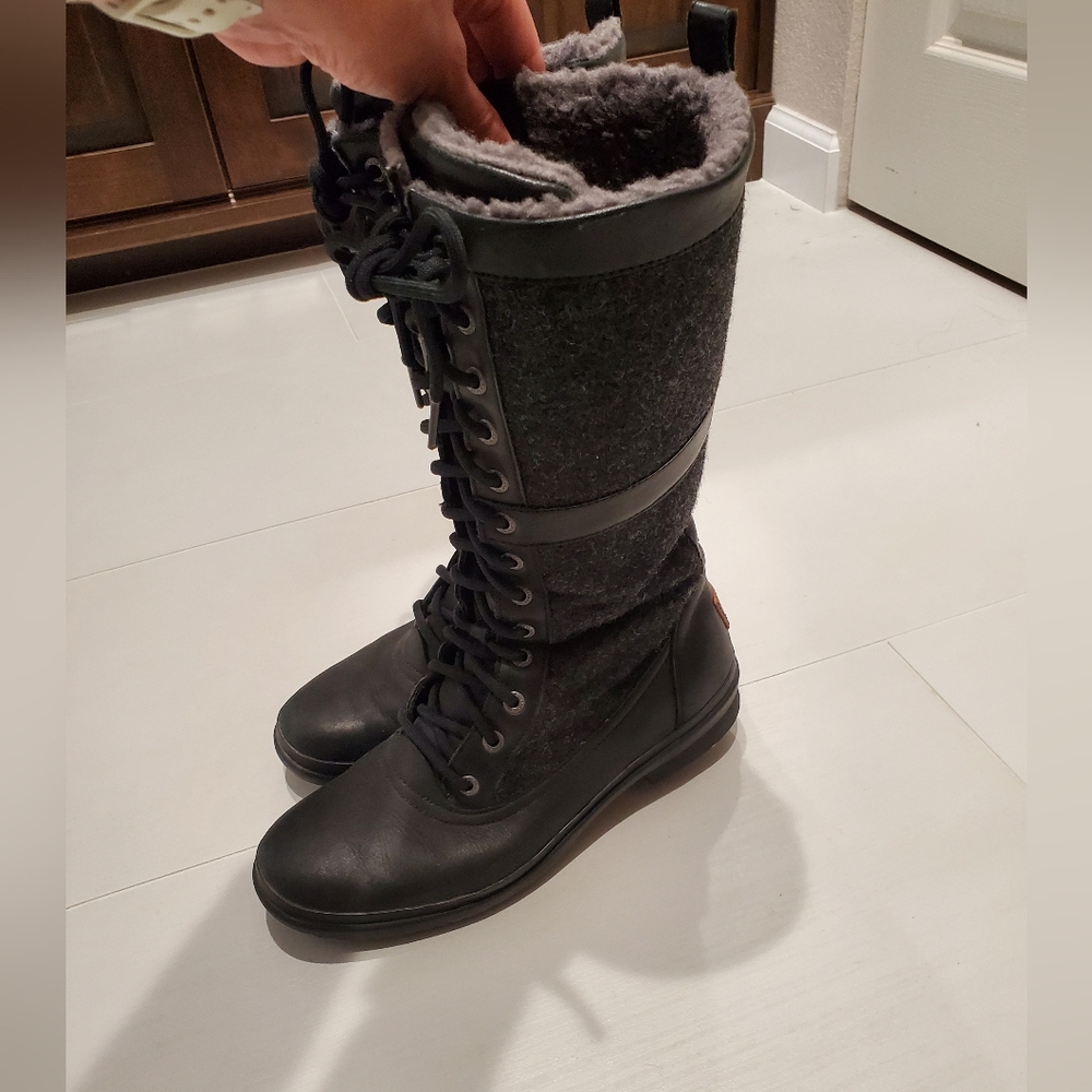Ugg Elvia Boots Leather Wool Waterproof